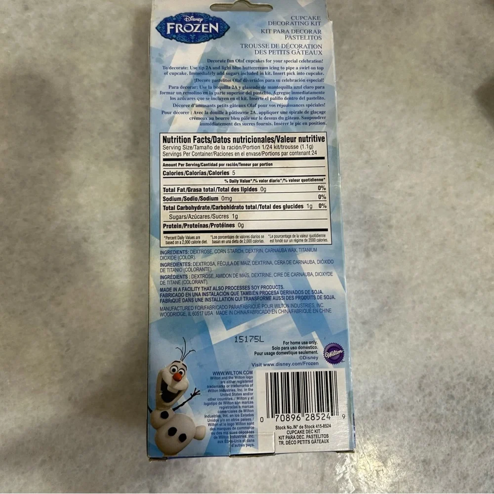 Wilton Disney Frozen CupCake Toppers & baking cups